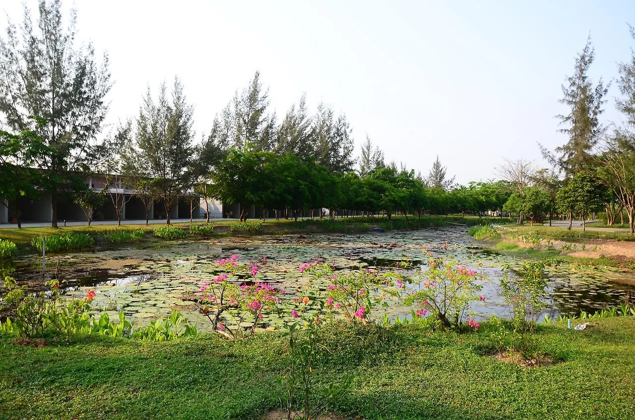 Pinlon Village Hotels & Resort Rangoon 3*,